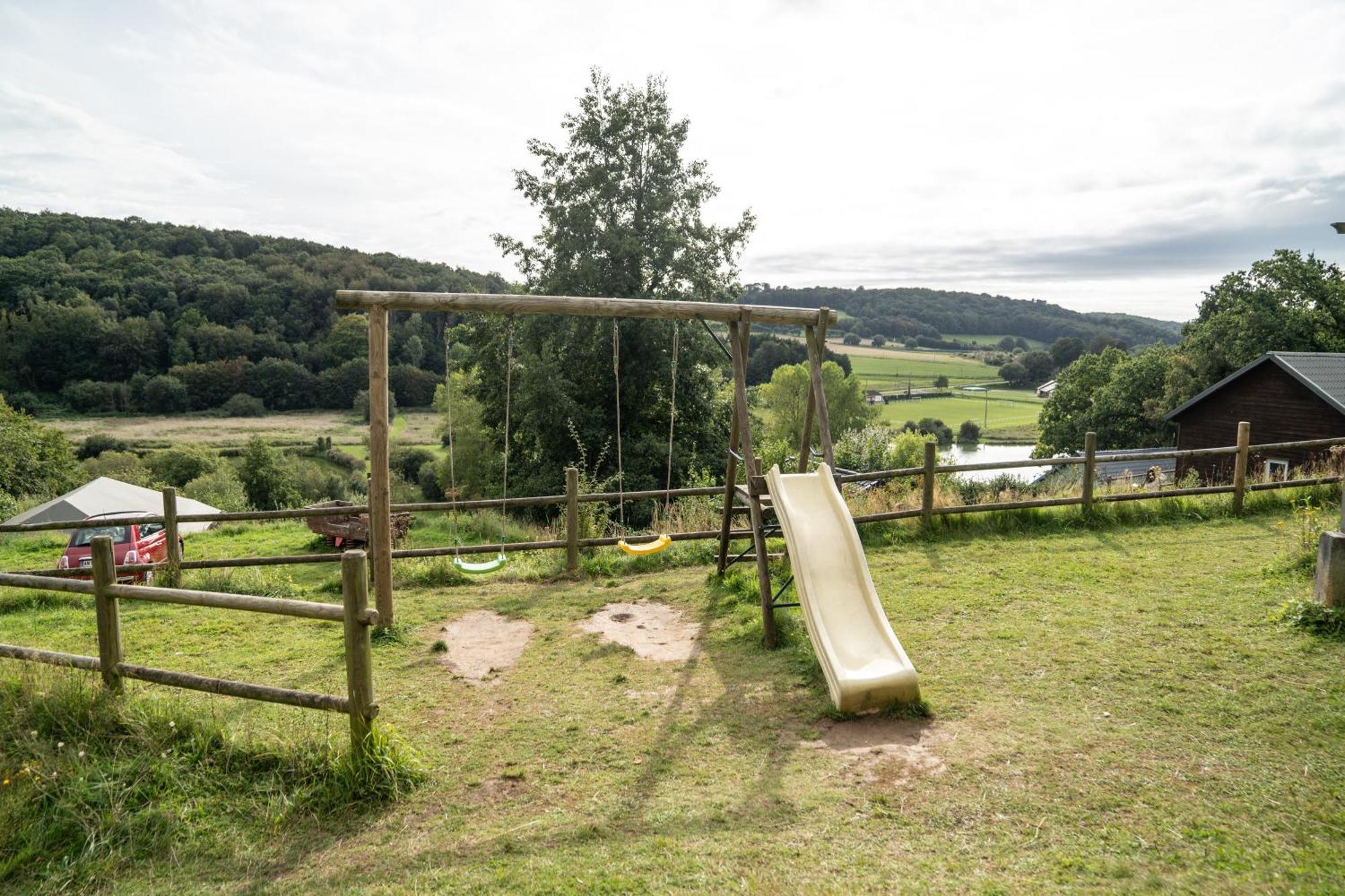 Gites 4,6 Personnes Fecamp Etretat Colleville Kültér fotó