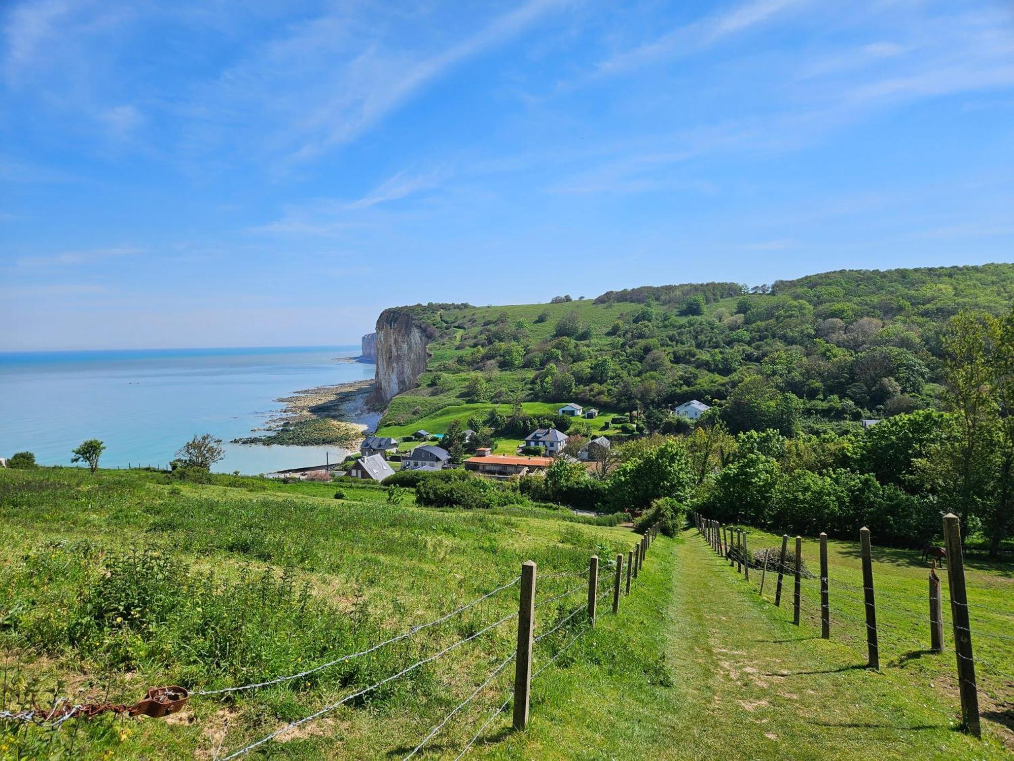Gites 4,6 Personnes Fecamp Etretat Colleville Kültér fotó